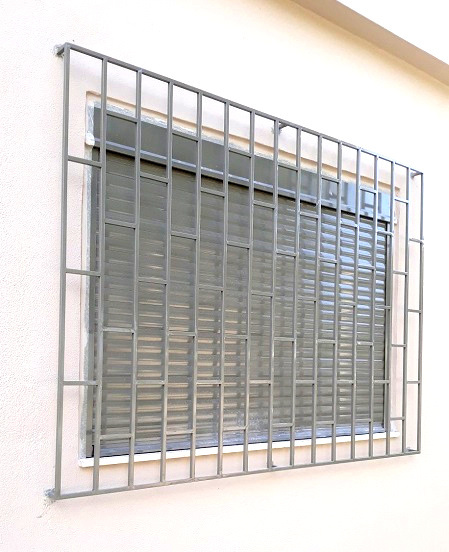 σταθερά κάγκελα σιδήρου