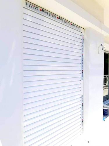 Πόρτες αλουμινίου συρόμενες, μονόφυλλες με σήτα, σειρά Europa 100