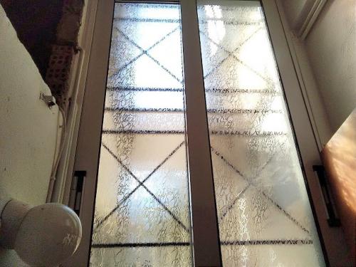 Παράθυρο επάλληλο, με εξωτερική σιδεριά, σειρά Nova