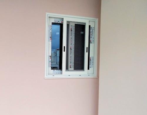 Παράθυρο αλουμινίου επάλληλο με σήτα, σειρά Europa 6000