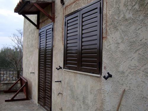 Κουφώματα αλουμινίου σειράς Europa Prima 850