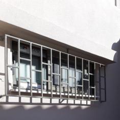 Παράθυρο ρολό με ασφάλεια σιδήρου, σειρά Europa Prima 850