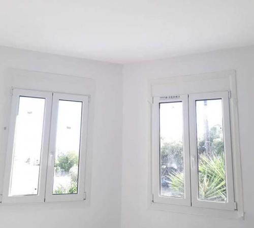 Παράθυρα ανοιγόμενα, δίφυλλα, σειράς Europa 5000 με ρολό και σήτα